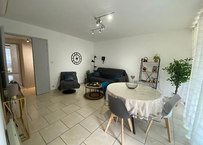 Appartement 45M² Avec Clim Et Wifi A Balaruc-Les-Bains - Fr-1-503-184